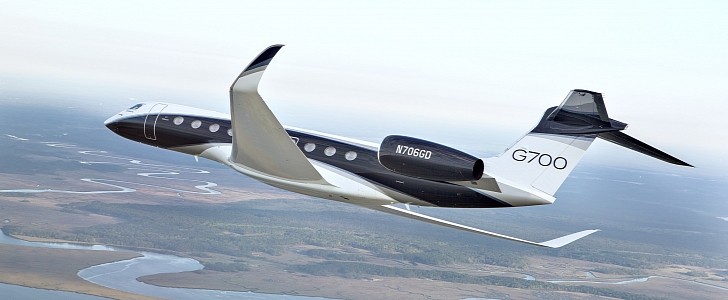 The G700 is powered by the Rolls-Royce Pearl 700