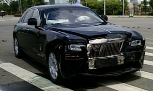 Rolls-Royce Ghost Crash in China