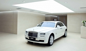 Rolls-Royce Opens Their Largest Showroom in China
