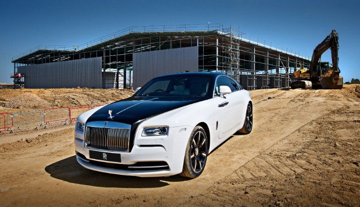 Rolls-Royce Wraith on the production site of new logistics