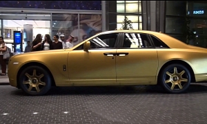 Rolls Royce Wrapped in Matte Gold