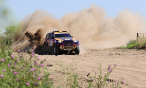 Roma Takes Dakar Rally Lead, Spectator Dies after Stage 1