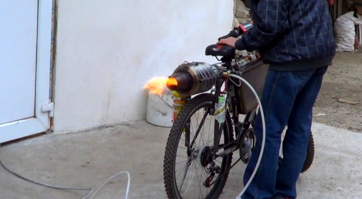 Romanian Inventor Adds Homemade Jet Engine to Bike