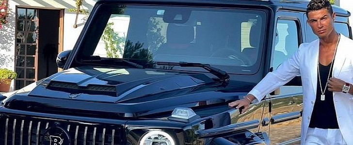 Ronaldo poses next to his Brabus GV12, received as a gift in 2020, from his girlfriend