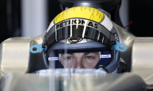 Rosberg Hits Back at Barrichello's Comments