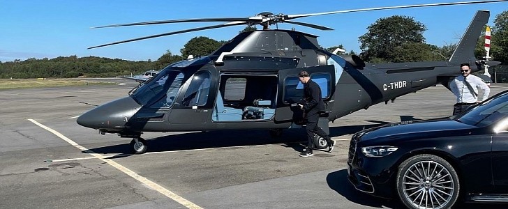 Rosie Huntington-Whiteley and Jason Statham’s Helicopter Ride