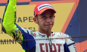 Rossi Could Miss Last Races of 2010 for Shoulder Surgery