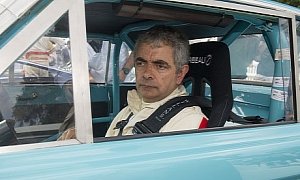 Rowan Atkinson Crashes His Car at Goodwood Revival