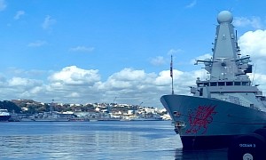 Royal Navy’s HMS Dragon Proves Its Strength Against “Sky Sharks” Air Attacks