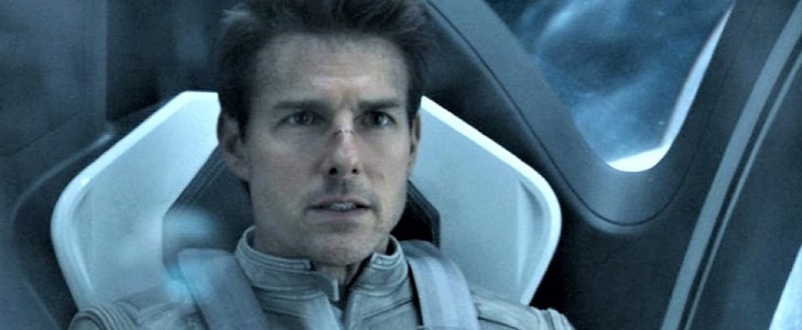 Tom Cruise shown in an official Oblivion still