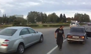 Russian Bus Driver Smashes into Cars for Educational Purposes