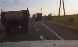 Russian Driver Can’t Wait 2 Seconds to Overtake - Crashes Into 18-Wheeler