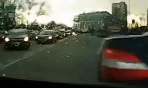 Russian Driver Crashes into Honda Civic at Intersection