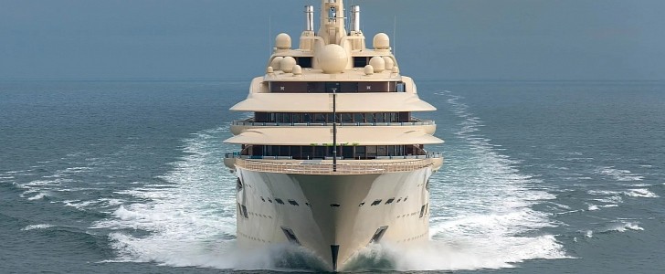 Usmanov tried to win back his $600 million superyacht