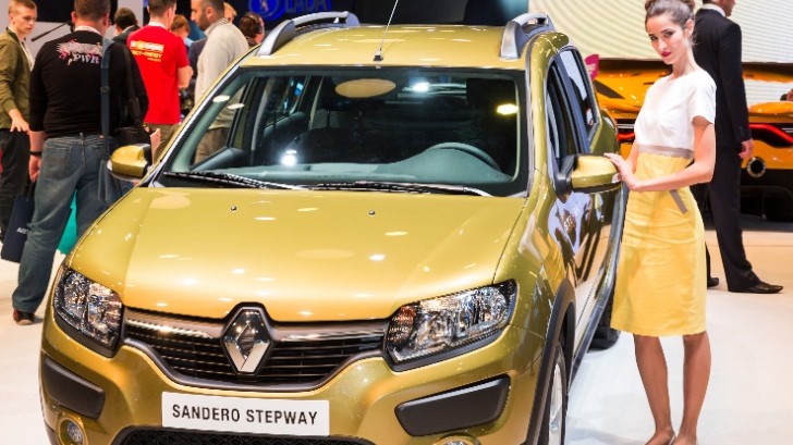 Russian-Spec 2014 Renault Sandero Stepway