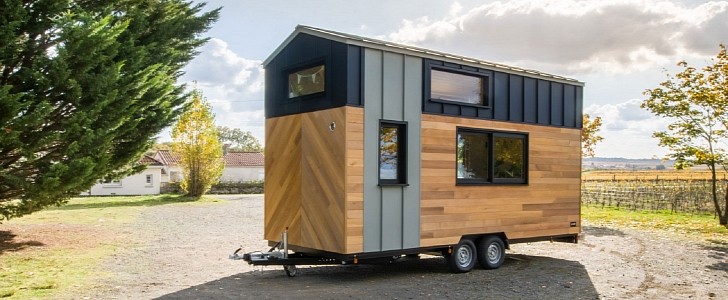 Perseverance Tiny House by Baluchon