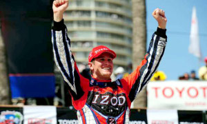 Ryan Hunter-Reay Wins Race at Long Beach
