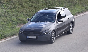 S205 C-Class Estate Spied For The First Time