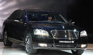 Saang Young Chairman W Updated Limousine Unveiled