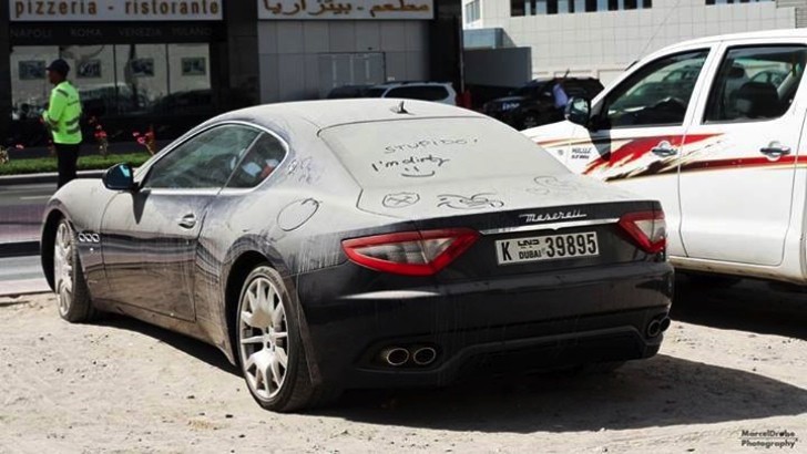Sandstorm-Hit Maserati in Dubai Looks Abandoned