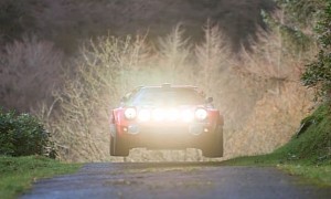 Santa Drives Lancia Stratos Rally Car Like a Madman, Misplaces a Few Presents