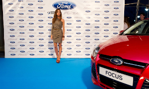 Sara Carbonero, the New Ford Focus and a Bit of Soccer
