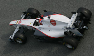 Sauber Signs Partnership with Asia Jet