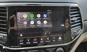 Scaling Issues Sometimes Make Android Auto a Waste of Time