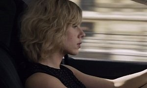 Scarlett Johansson Drives a Peugeot 308 in the Middle of Paris in “Lucy”