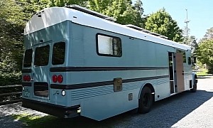 School Bus Camper Has a Loft Area and a Ducted A/C, Was Built for a Very Reasonable Price