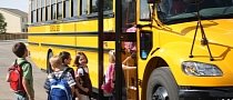 School Bus Company Bans Pupils from Reading Books While Riding in the Vehicle