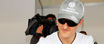 Schumacher Relaxed Despite Media Critics
