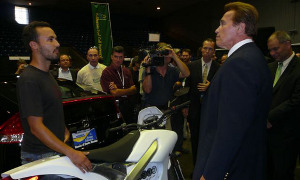 Schwarzenegger Meets the Zero S Electric Motorcycle