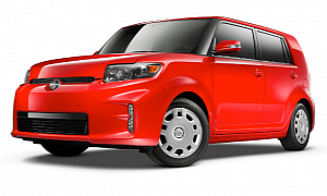 Scion xB & Toyota Avalon Nominated in Best Base Models Top
