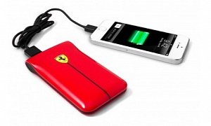 Scuderia Ferrari Emergency Battery Will Save Your "Supercar" Smartphone