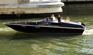 Used Renault EV Batteries Can Now Carry You on the Seine in Paris