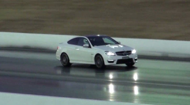 Mercedes-Benz C 63 AMG Coupe Drag Racing