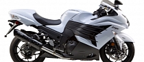 See and Hear the 2013 Kawasaki ZX-14R Dual TBR Exhausts