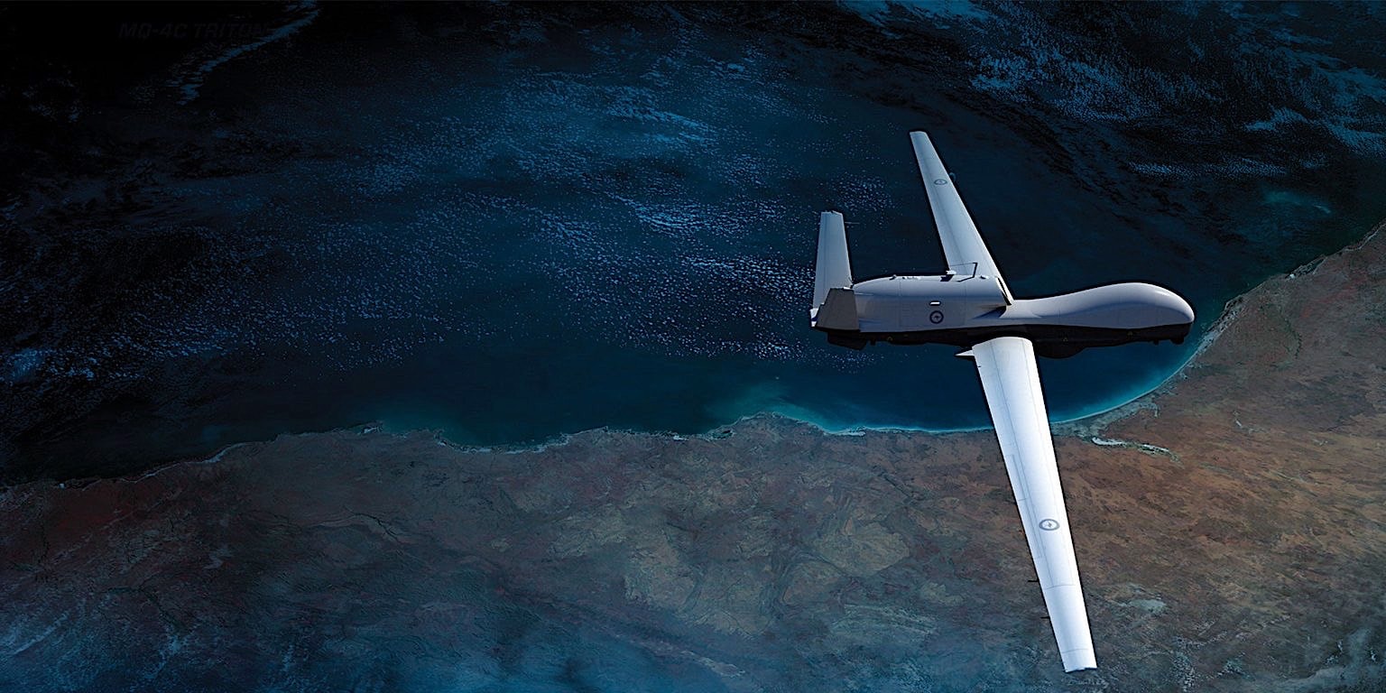 markør Blaze Leia Sense and Avoid to Allow MQ-4C Triton Drone to Operate Alongside Manned  Aircraft - autoevolution