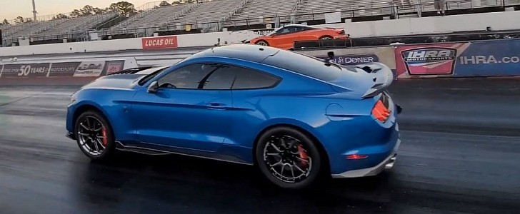 Tuned Shelby GT500 takes on a McLaren 765LT