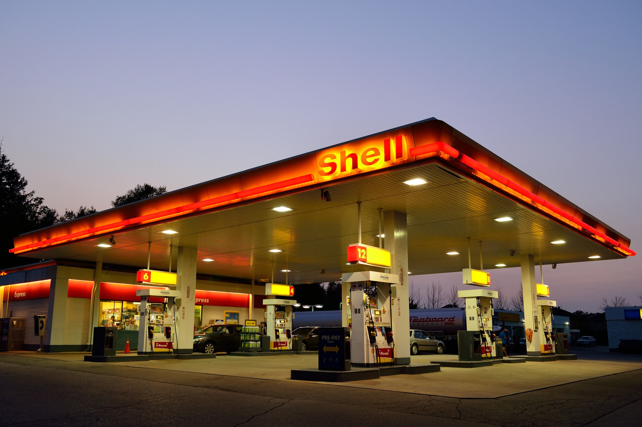 Shell Angry at Bans on Fossil Fuel-Burning Cars Because of ...