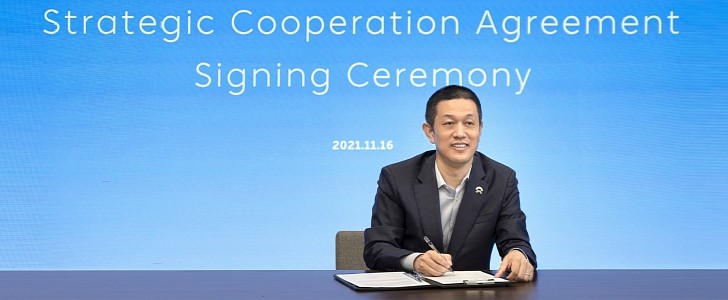 William Li, NIO's CEO, Signs Strategic Cooperation Deal With Shell