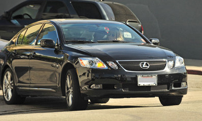 Sienna Miller in her black Lexus GS