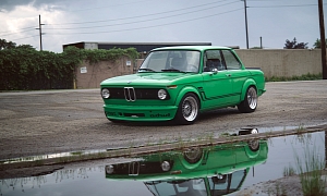 Signal Green BMW 2002 Turbo Is a Work of Art
