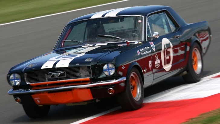 Silverstone Classic Mustang anniversary