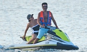 Simon Cowell Goes Jet Skiing 4 Months After Breaking His Back in e-Bike Fall