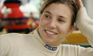 Simona de Silvestro Signs Full-Time Deal with HVM Racing