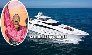 Singer Pink Chills on Paradise Yacht, Proves That Bigger Isn't Always the Best Choice