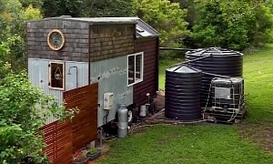 A Woman Built This Tiny Mobile Home From Reclaimed Wood and It Even Has an Outdoor Shower