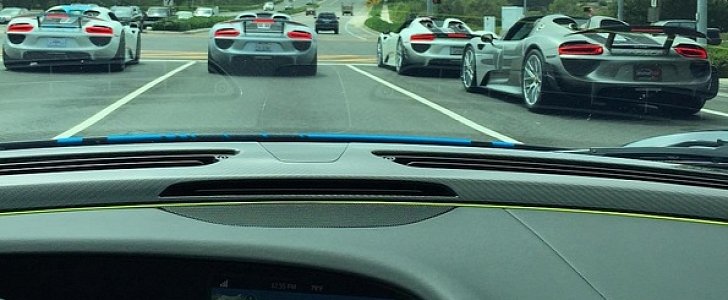 Porsche 918 Spyders extreme group launch in California